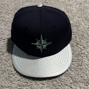 New Era Navy and Silver Seattle Mariners Star Logo Cap
